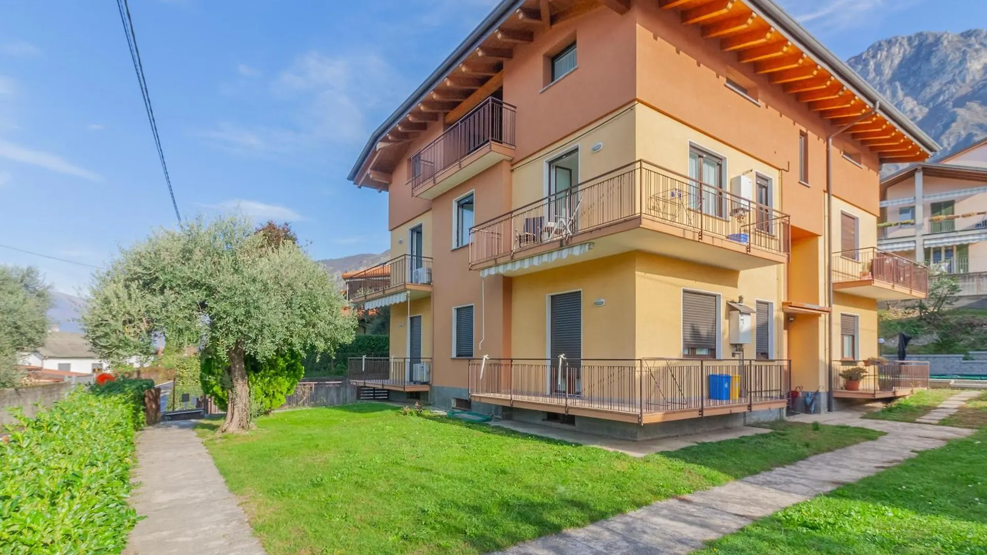 Sweet Caroline Apartment Lierna Italy